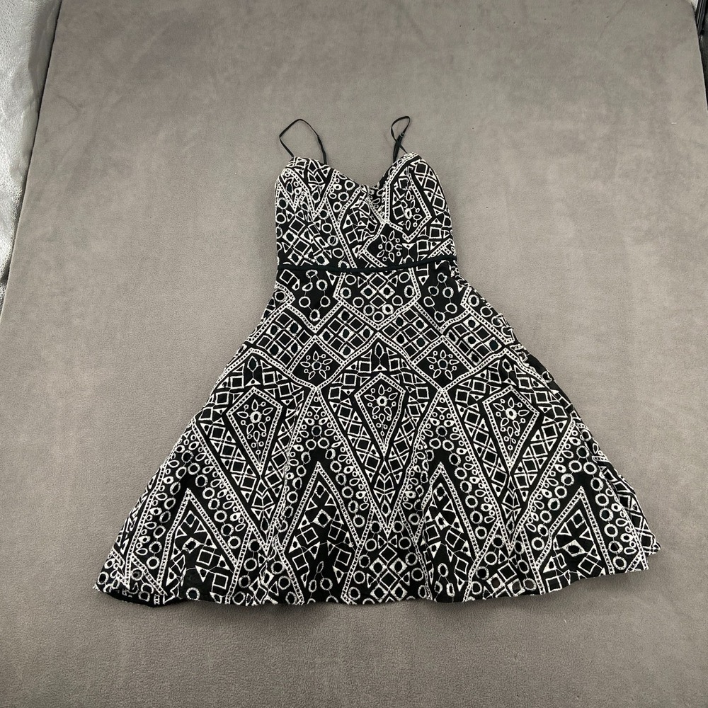 Women FIt & Flare Dress 0 Petite Green White Patterned Adjustable Strap Back Zip